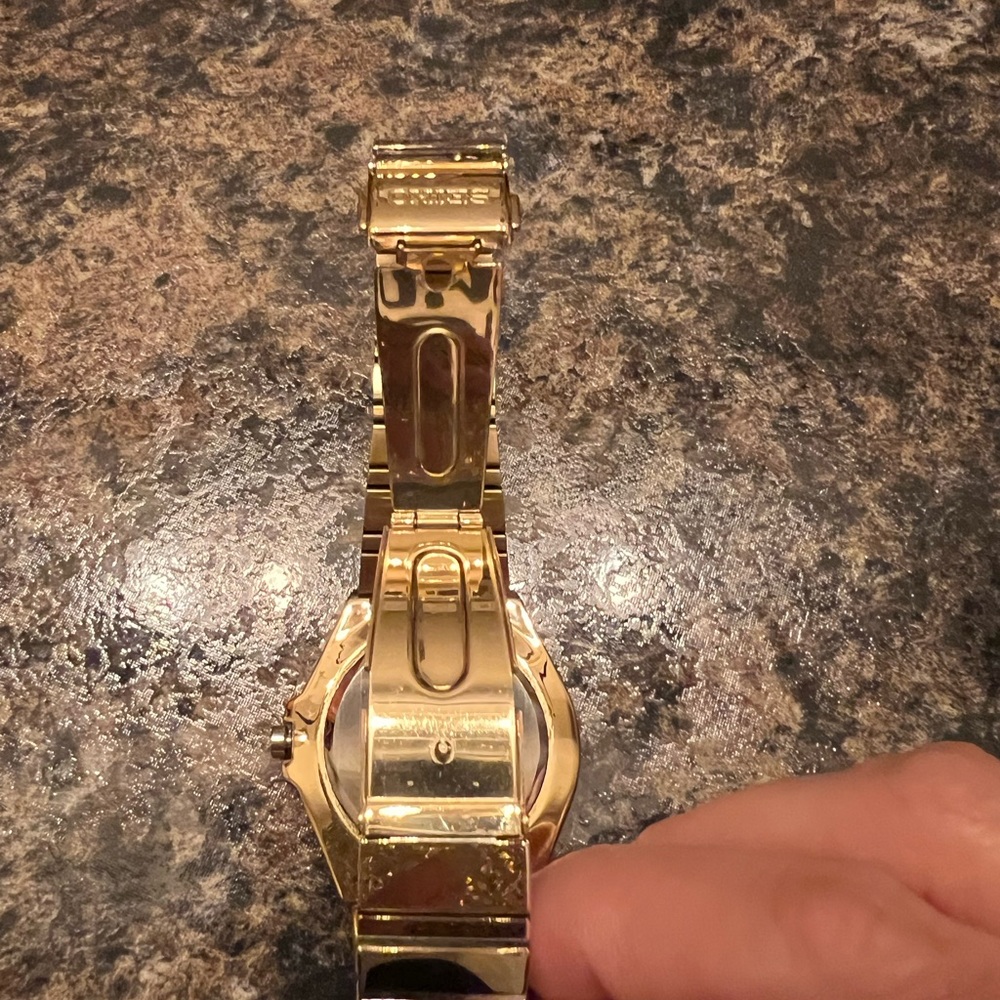 Seiko Womens Gold Toned Watch! - Picture 3 of 3